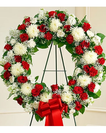 Red and White Standing Wreath