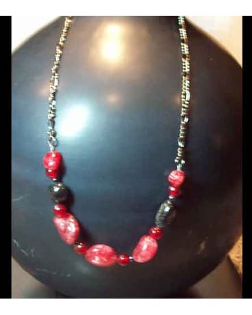 Red Crackle Glass Necklace