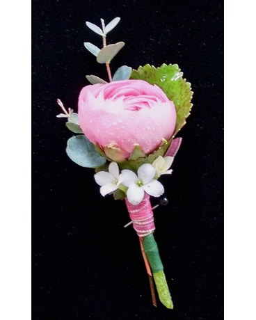 Ranunculus Boutonniere