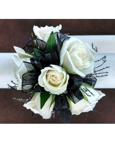 Classic Rose Corsage
