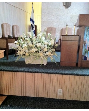 Bima-Yom Kippur Arrangement