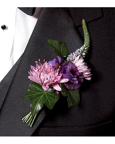Nottingham Boutonniere