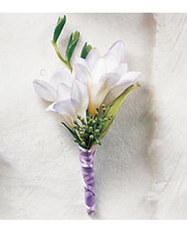 The Free Spirit Boutonniere