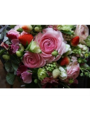 MIXED SEASONAL BOUQUET