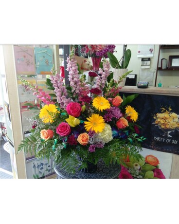 Beauty garden bouquet by Vivian