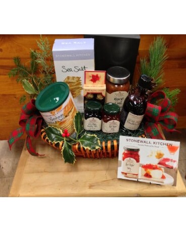 Stonewall Kitchen Gourmet basket
