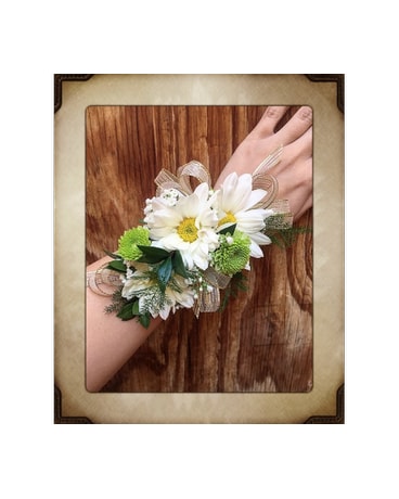Daisy Corsage