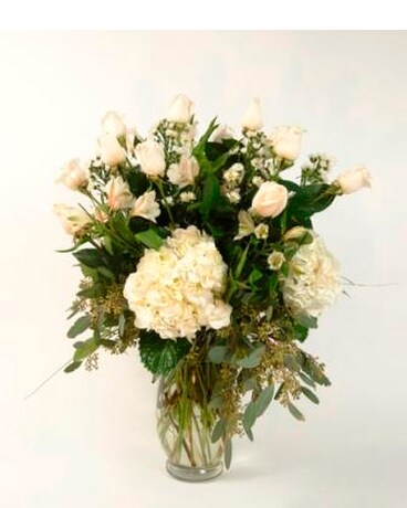 Florist-In-Boca-Raton-White-Purity-Flowers