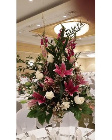 CUSTOM CENTERPIECES