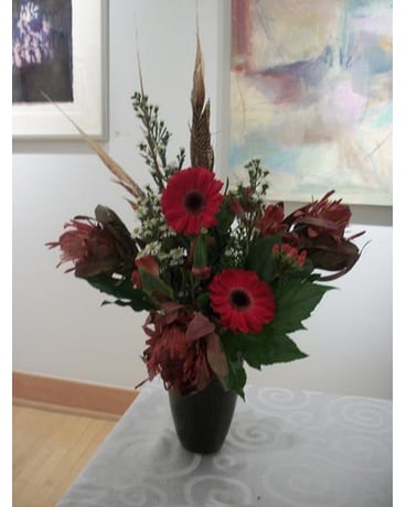 CUSTOM CENTERPIECES