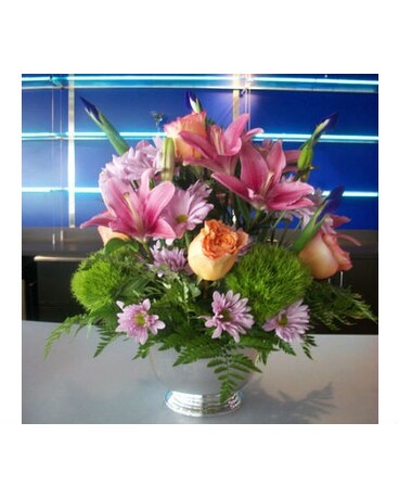CUSTOM CENTERPIECES