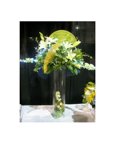 CUSTOM CENTERPIECES