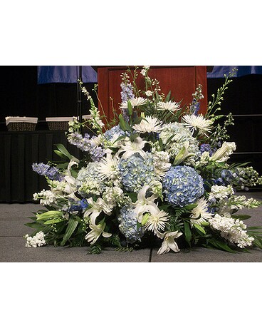 CUSTOM CENTERPIECES
