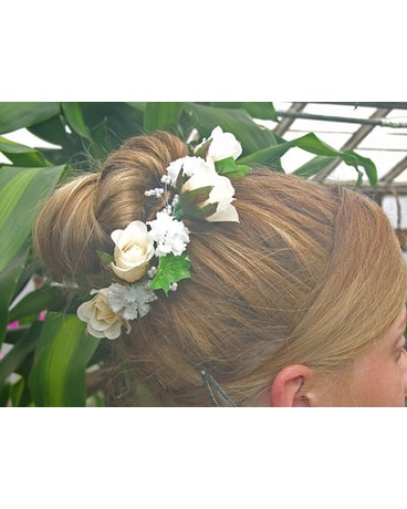 Romantic Floral Hairpiece