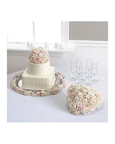 Rose and Stephanotis Cake Decoration and Heart