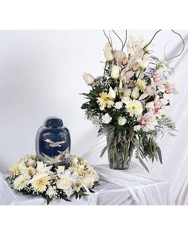 FT1034 (URN PIECE ON LEFT)