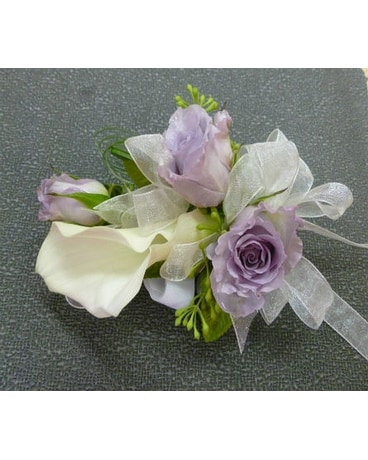Wrist Corsage 1