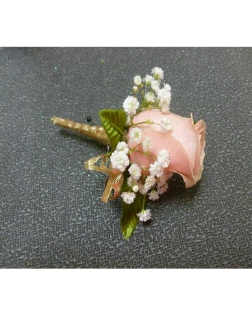 Boutonniere 4