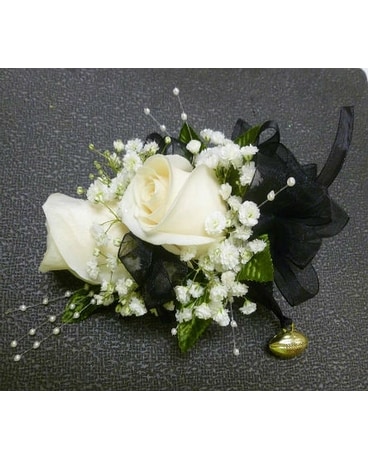 Wrist Corsage 10