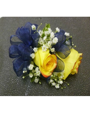 Wrist Corsage 11