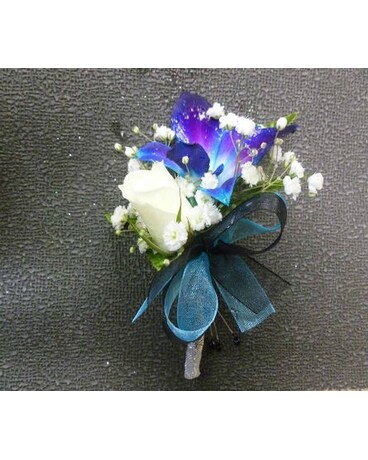 Boutonniere 7