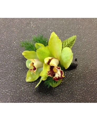 Boutonniere 8