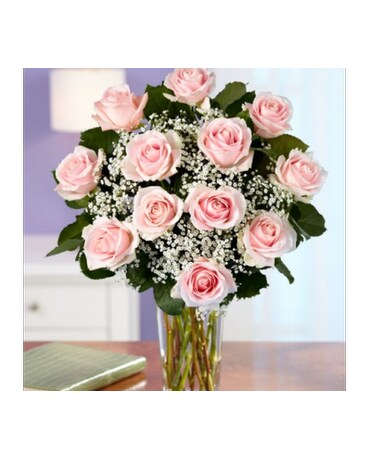 Dz. Pink Roses Flower Arrangement