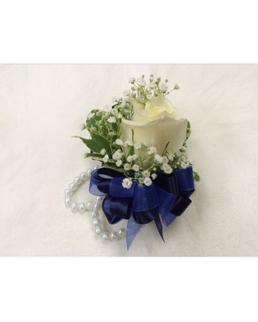 Single Rose Wristlet