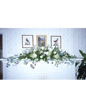 Hydrangea Head Table Piece