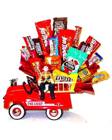 CB179 ''Fireman On Duty'' Candy Bouquet