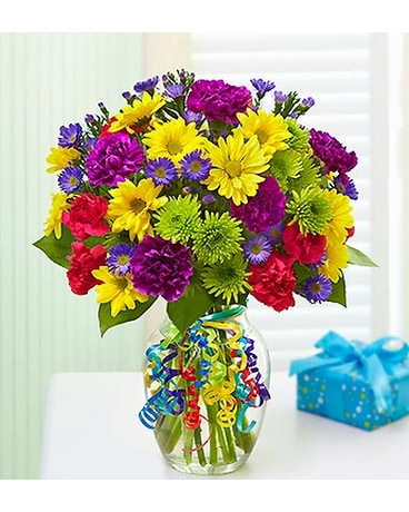 Bit of cheer bouquet Flower Arrangement