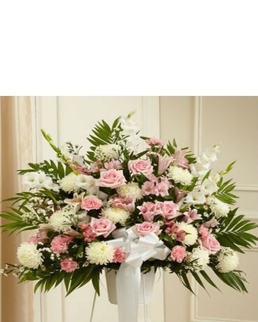 Pink & White Heartfelt arrangement 