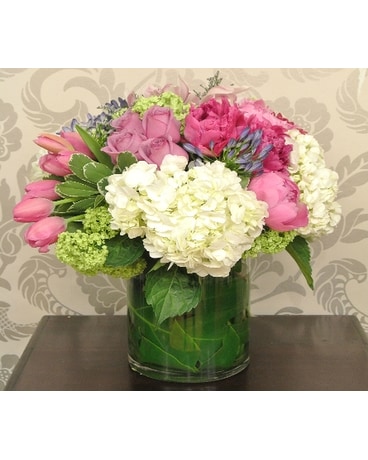 Vase Arrangement Designer S Choice Modern Flower Delivery In