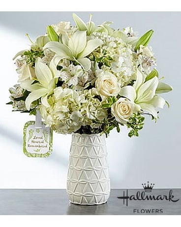 lThe FTD® Loved, Honored and Remembered™ Bouquet b