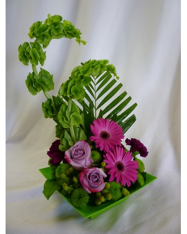 Barber's Modern Zen Flower Arrangement