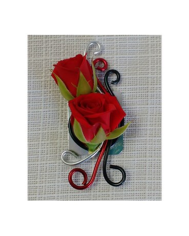 Bold and Beautiful boutonniere