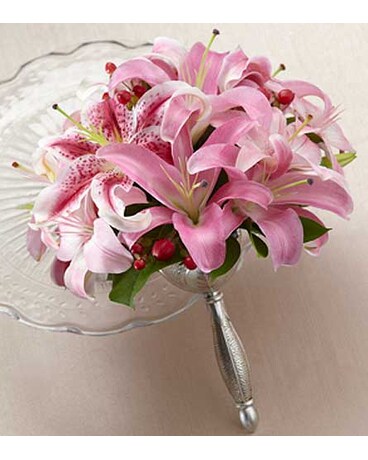The-FTD-Pink-Cascade-Bouquet
