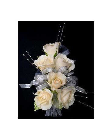 Sweetheart rose corsage