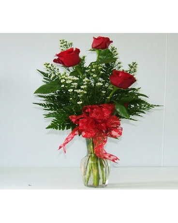 3 Sexy Red Roses and Vase.