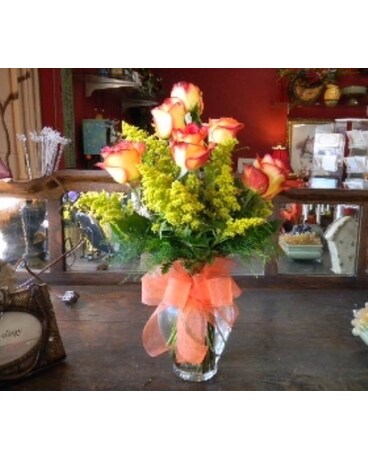 6 Circus rose Garden vase.