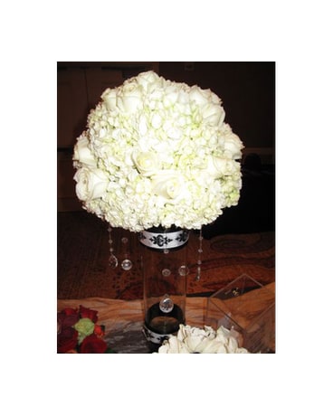 Hydrangea Ball Flower Arrangement