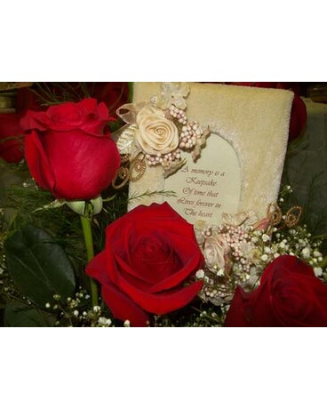 memory frames in arrangements in dry ridge ky ivy leaf florist
