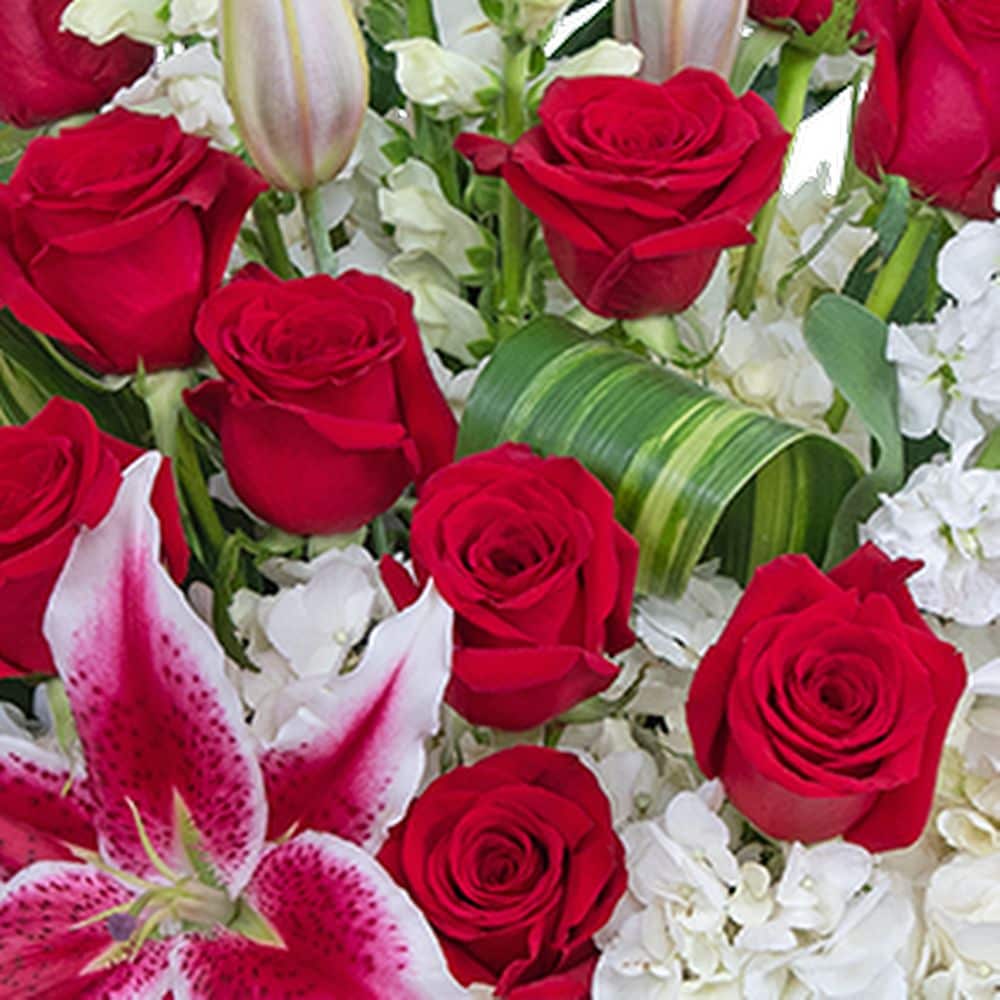 Endless Love Story in Pearl MS - Chapman's Florist, Inc