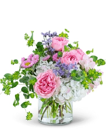 Cloud Nine Flower Arrangement