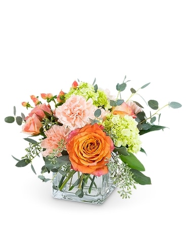 Peachy Sweet Flower Arrangement