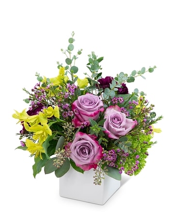 Bel Air Bright Flower Arrangement