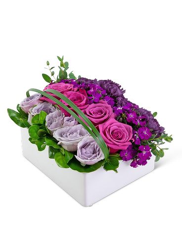Bella Pave Flower Arrangement