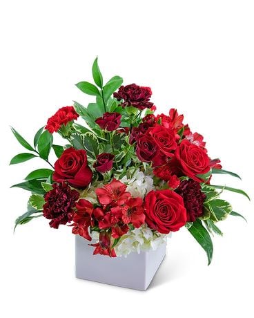 Stunning Rubies Flower Arrangement