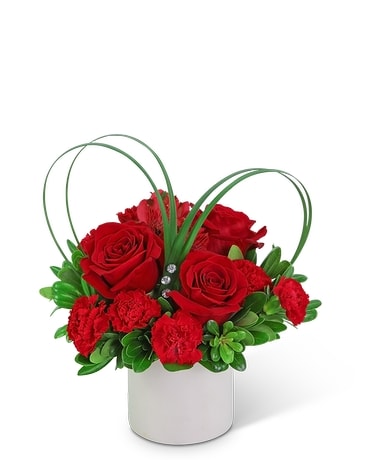 Cross My Heart by Razzle Dazzle® Flowers Mesa, AZ Flower Arrangement