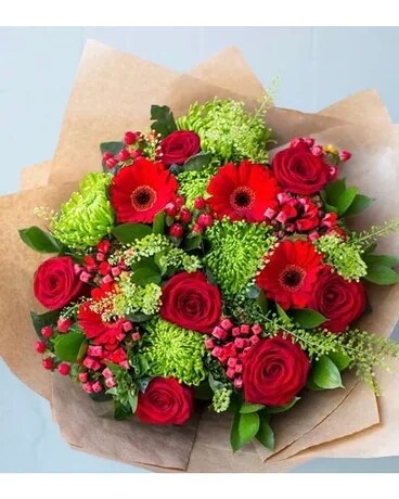 Serene Kisses Flower Arrangement